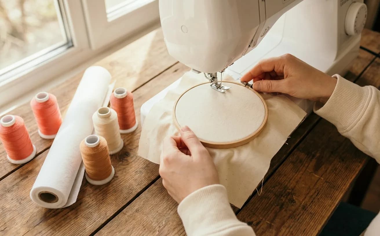 Best Embroidery Machines for Beginners (4x4 Hoops)